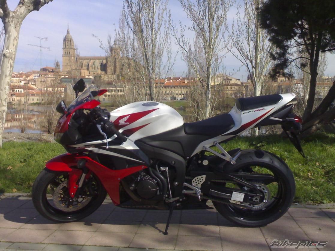 2008 HONDA CBR 600 RR | Picture 1212206 motorcycle photo