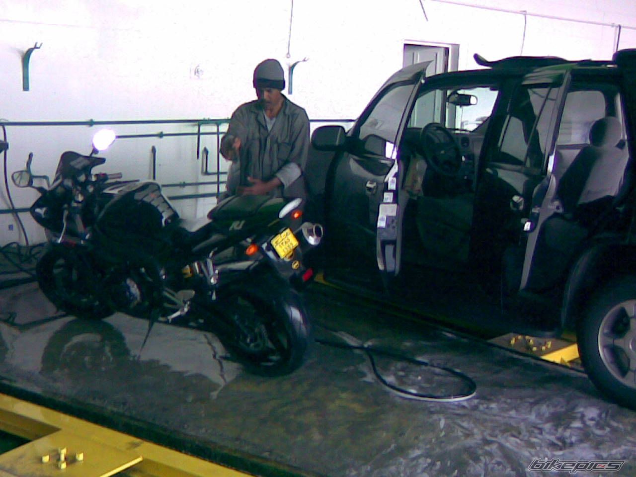 2003 YAMAHA YZF R1 | Picture 1214206 motorcycle photo