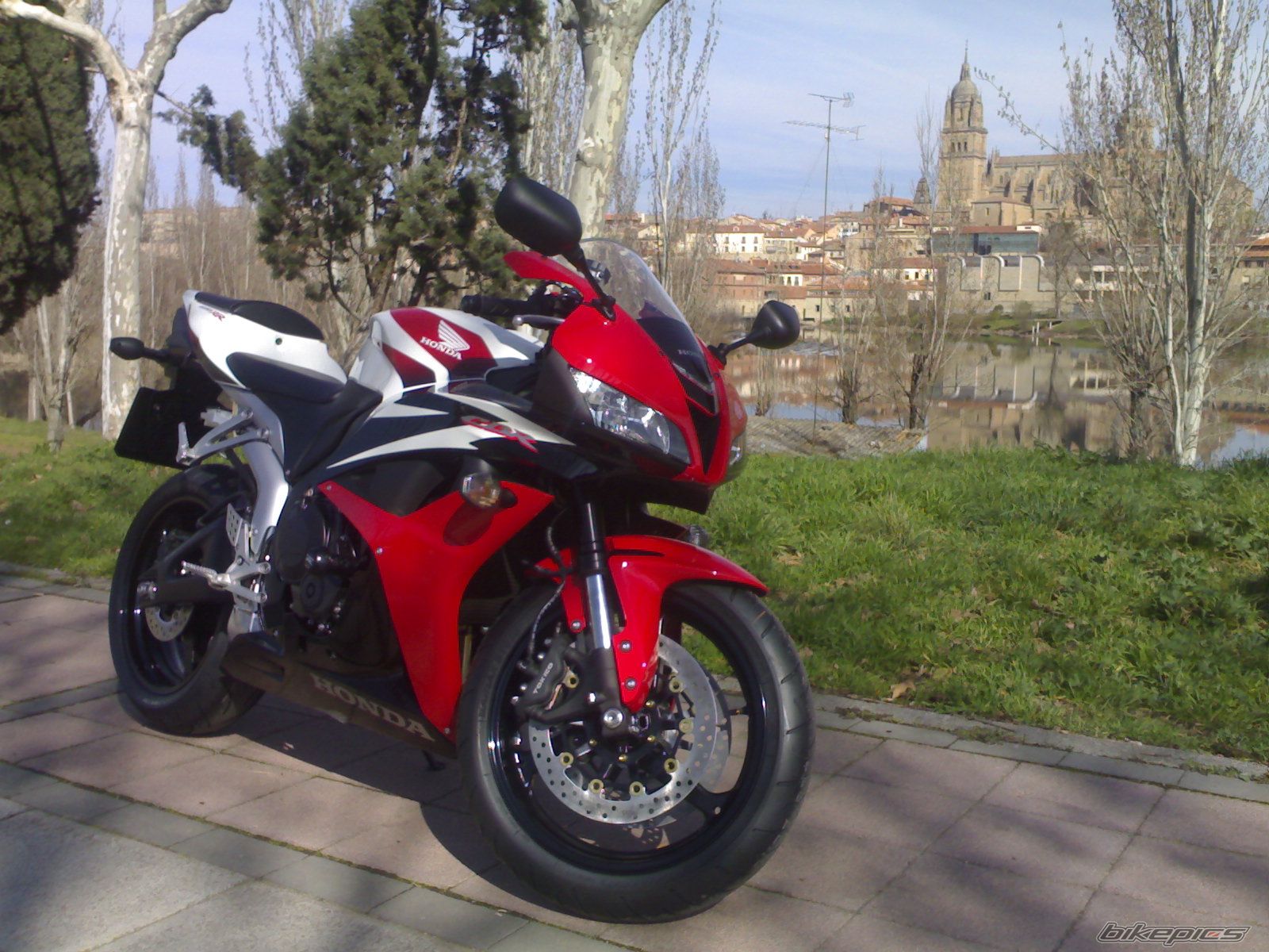 2008 HONDA CBR 600 RR | Picture 1214216 motorcycle photo