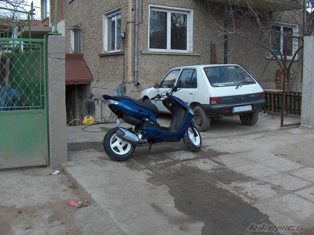 1998 MALAGUTI FIREFOX 50 F15 | Picture 1215511 motorcycle photo