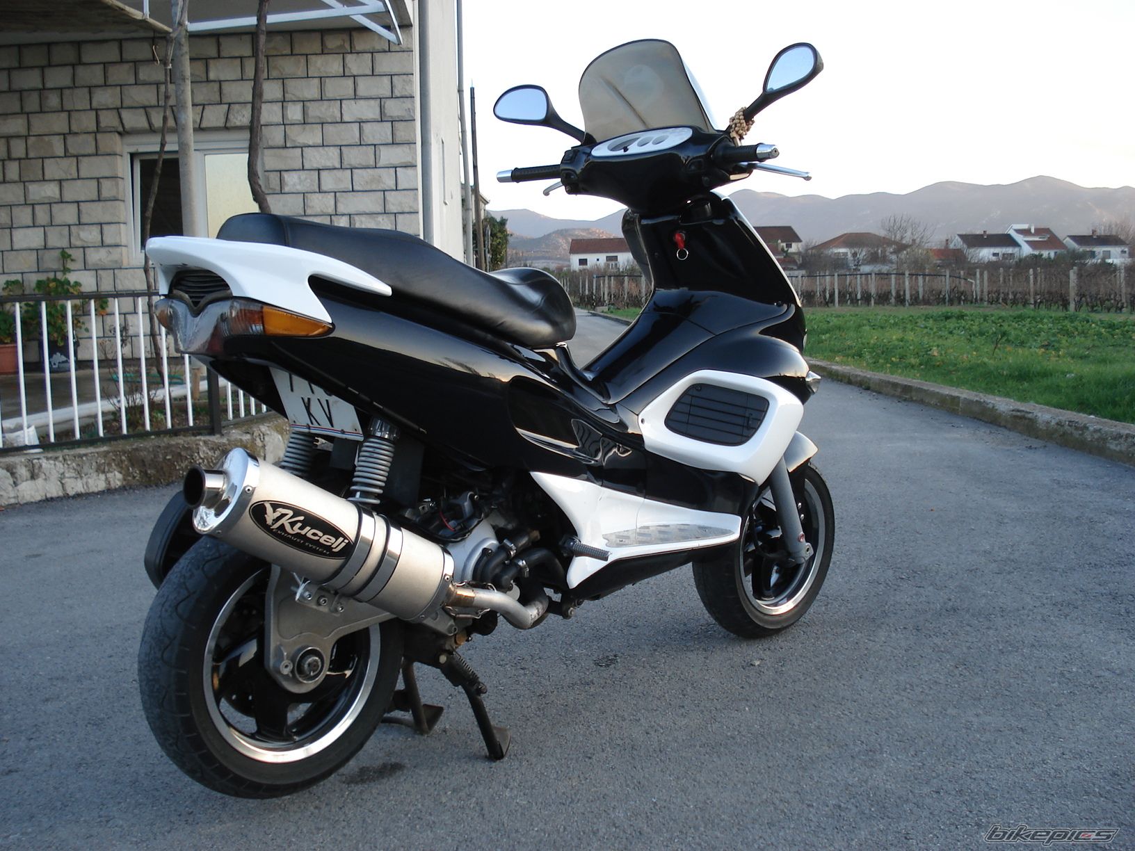 2008 GILERA RUNNER 200 VXR | Picture 1215976 motorcycle photo