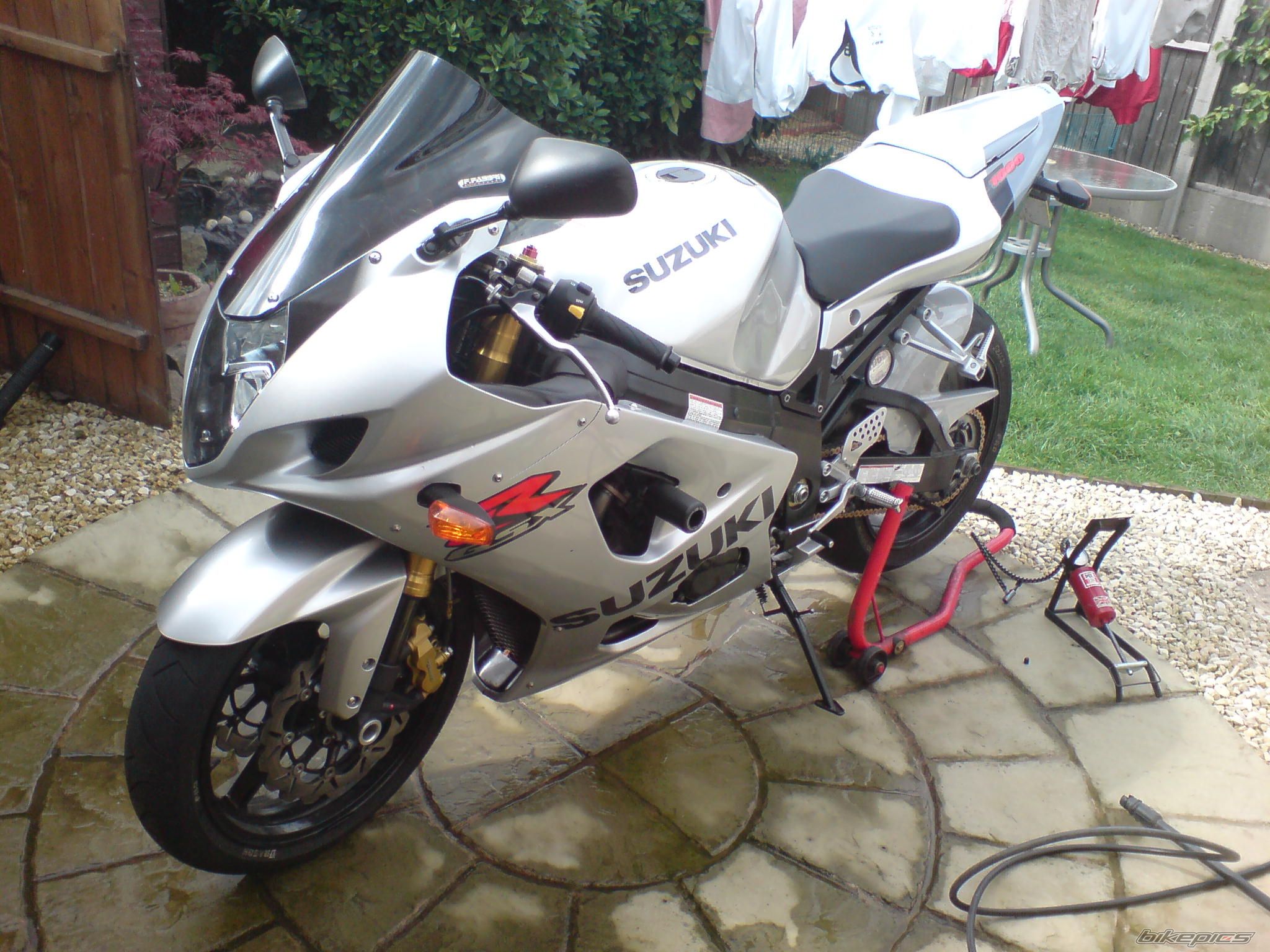 2004 SUZUKI GSX R 1000 | Picture 1216054 motorcycle photo
