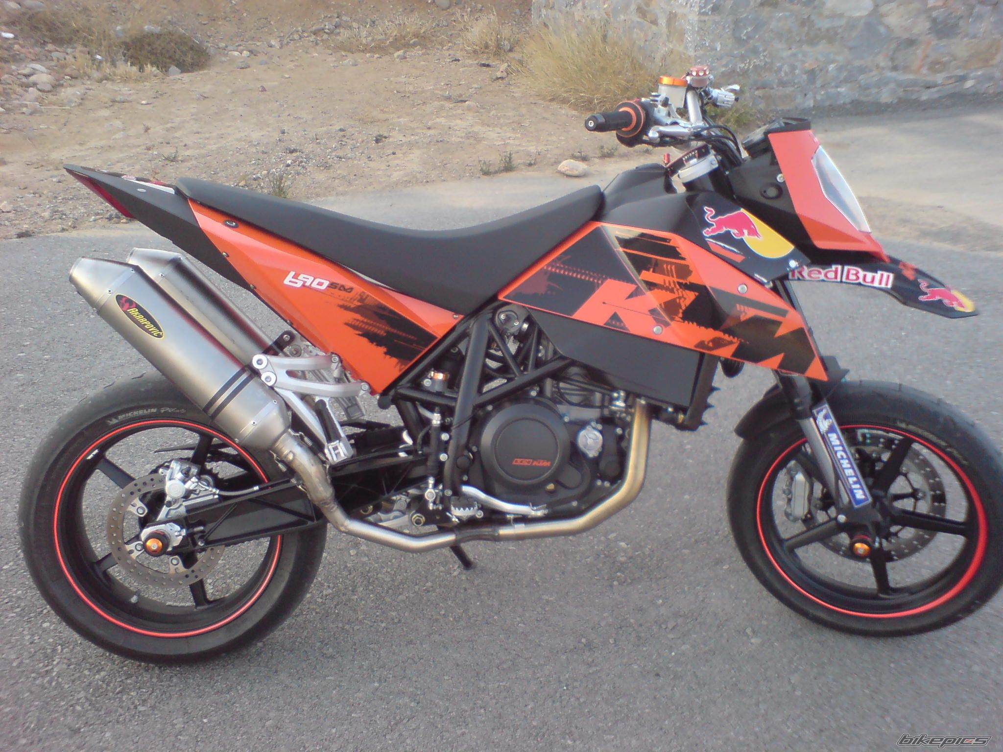 2007 KTM 950 SUPERMOTO | Picture 1216107 motorcycle photo
