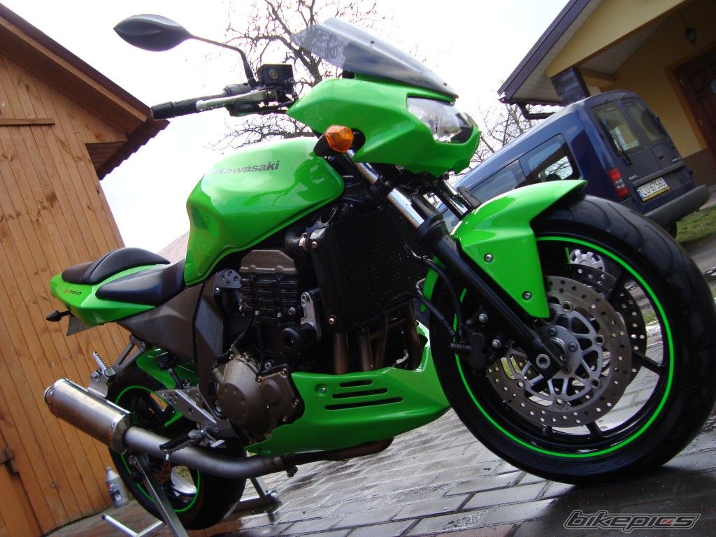 2004 KAWASAKI Z 750 | Picture 1216686 motorcycle photo