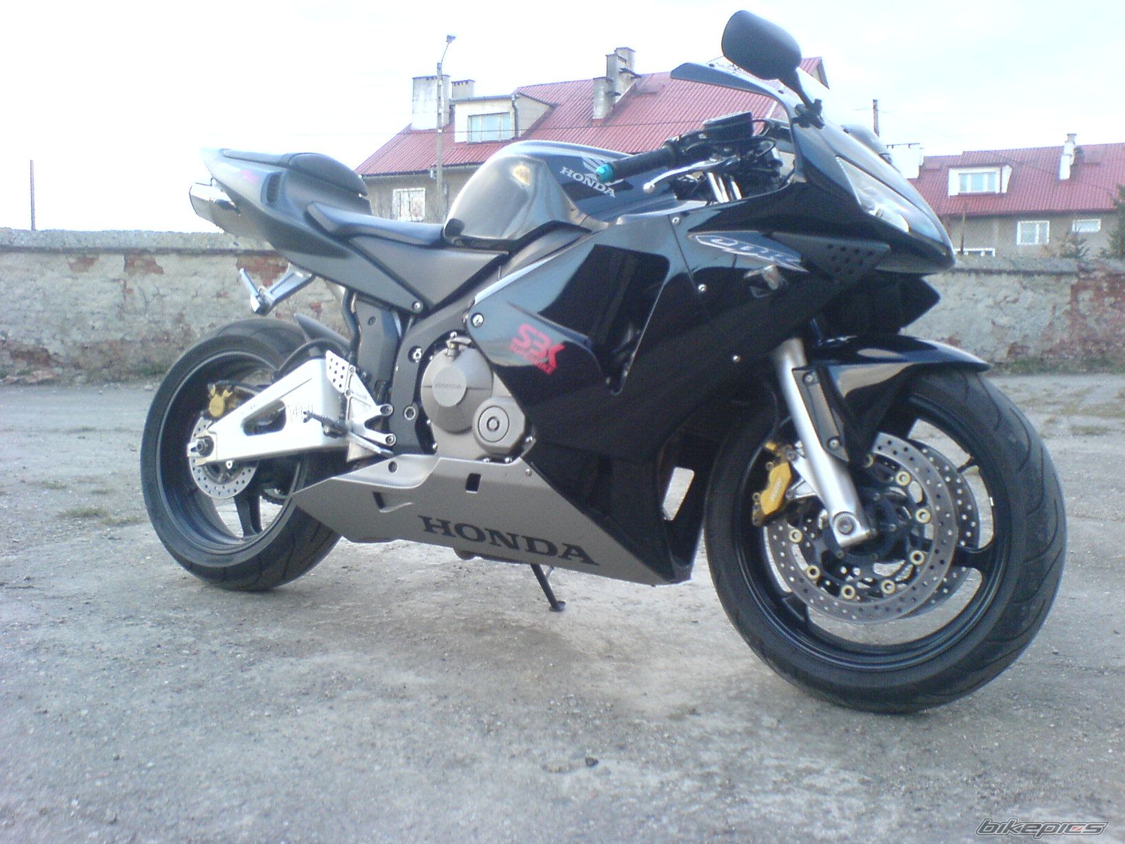 2004 HONDA CBR 600 RR | Picture 1217889 motorcycle photo