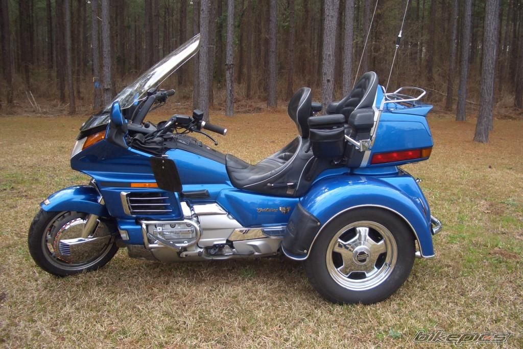 1992 HONDA GOLDWING | Picture 1218087 motorcycle photo