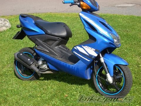 2004 YAMAHA AEROX 50 | Picture 1219553 motorcycle photo