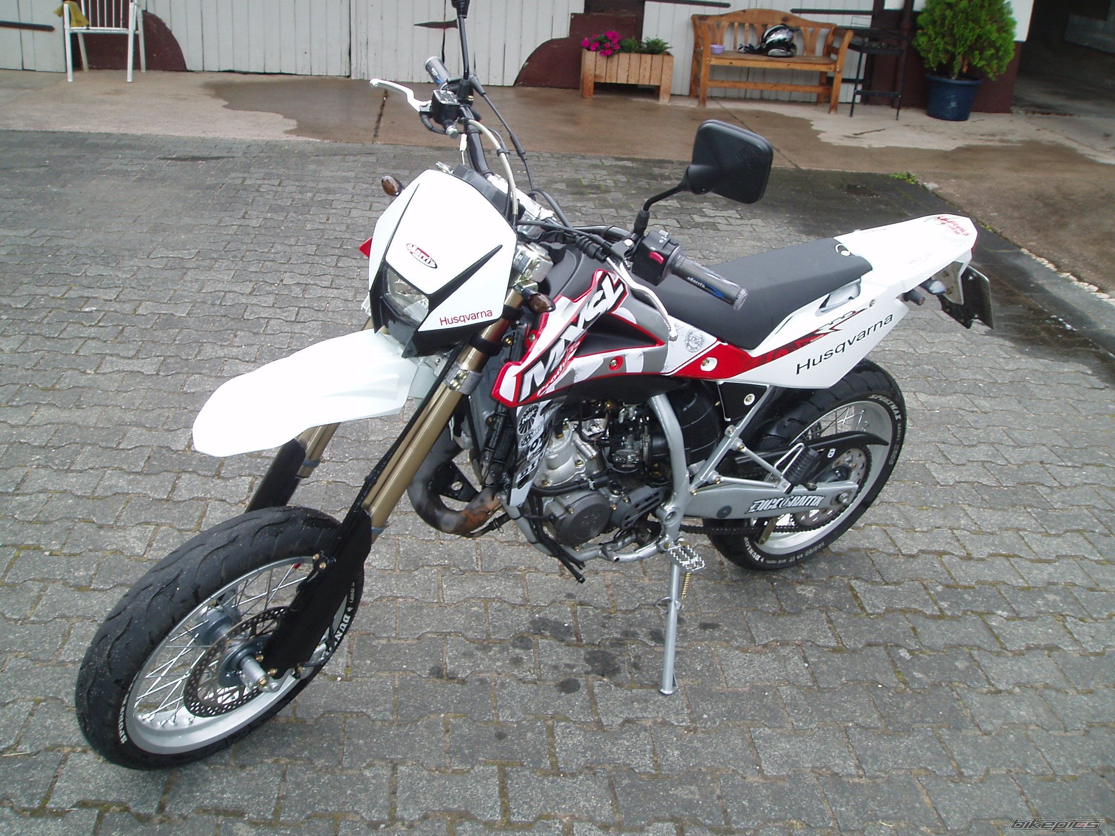 2007 HUSQVARNA SM 125 S | Picture 1219725 motorcycle photo