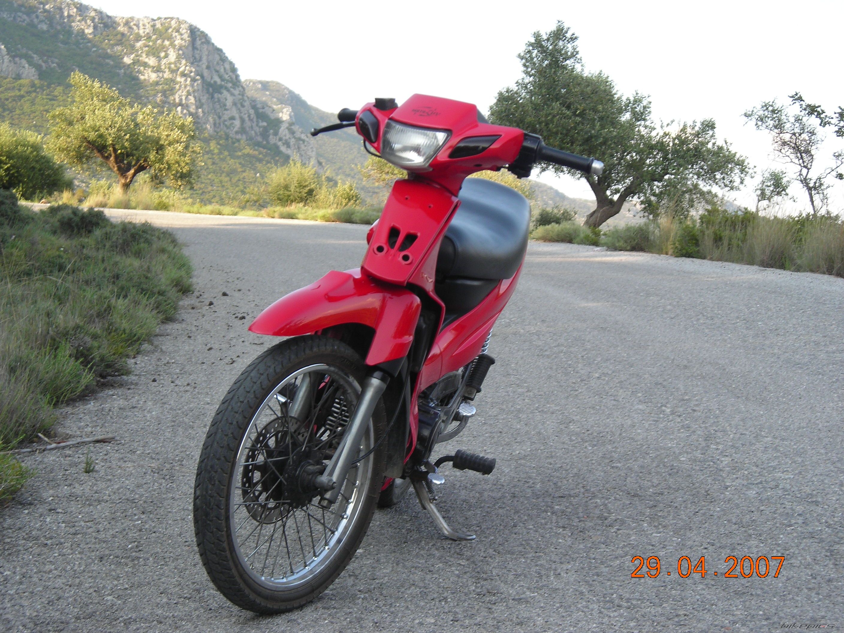 2001 YAMAHA CRYPTON R 105 | Picture 1220079 motorcycle photo
