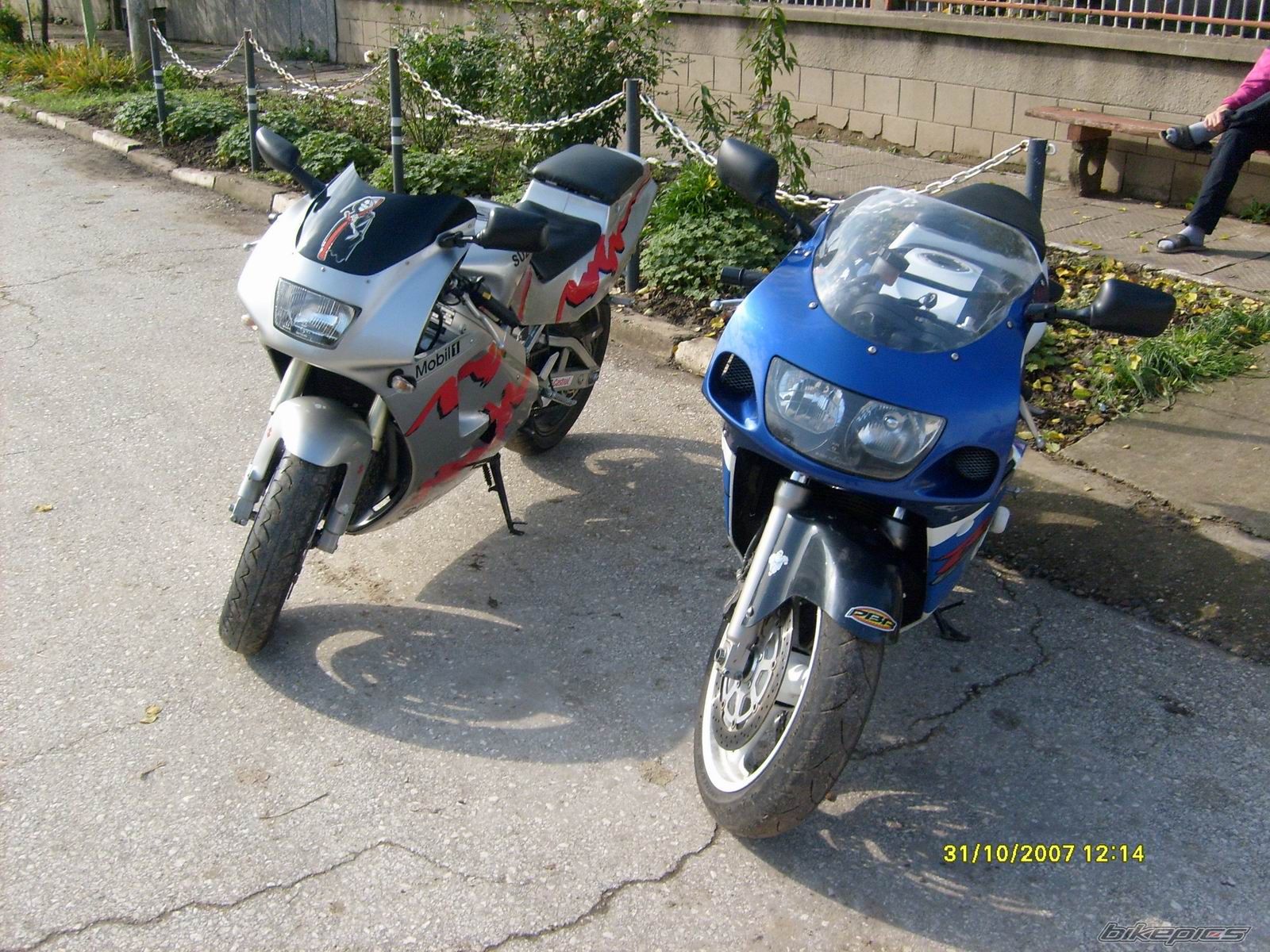 1993 SUZUKI RGV 250 | Picture 1220557 motorcycle photo