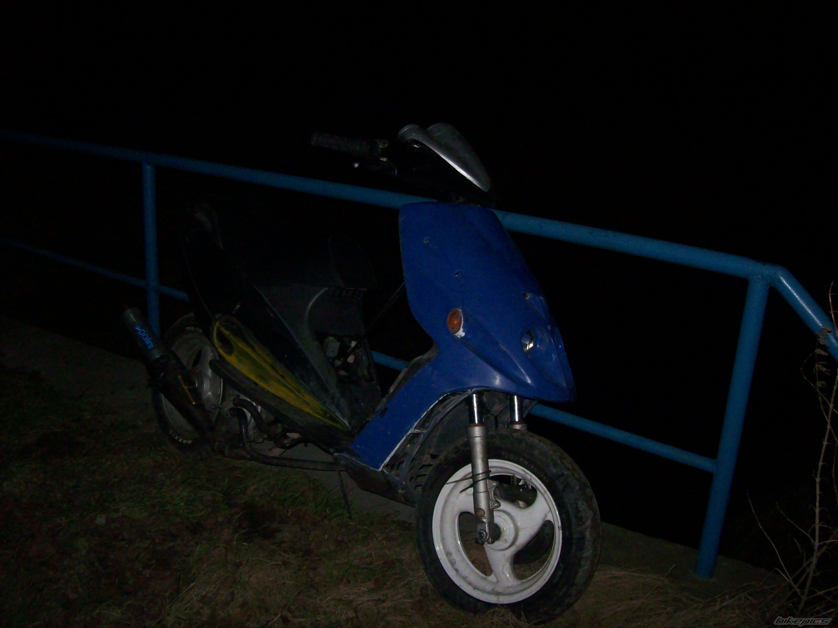 1998 MALAGUTI PHANTOM 50 F12 | Picture 1221727 motorcycle photo