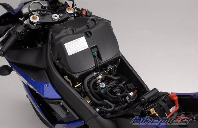 2004 YAMAHA YZF R1 | Picture 122359 motorcycle photo