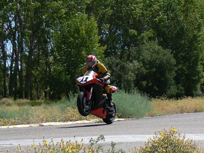 2005 YAMAHA YZF R1 | Picture 1224961 motorcycle photo