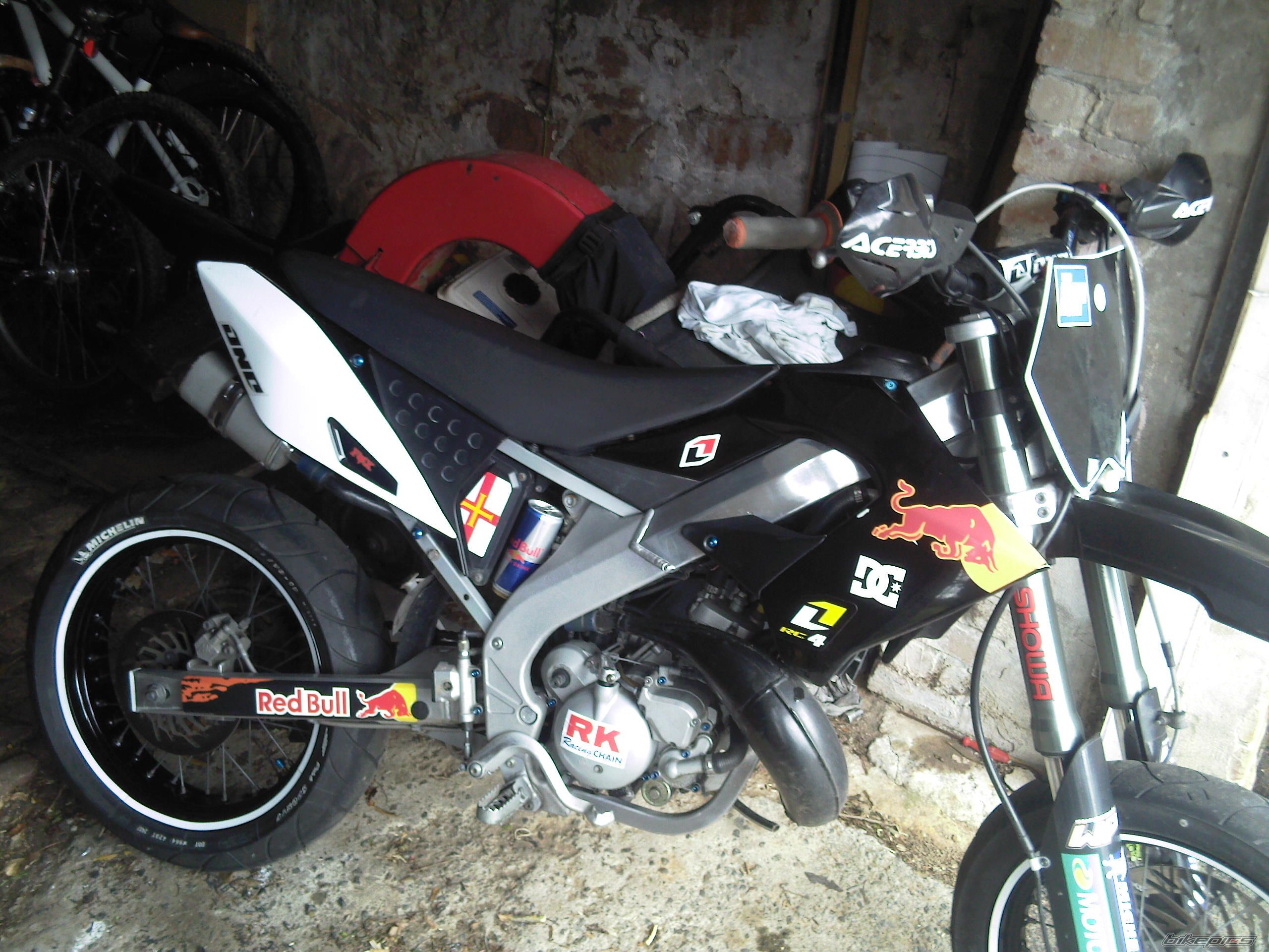 2008 DERBI SENDA DRD PRO SM 50 | Picture 1225358 motorcycle photo