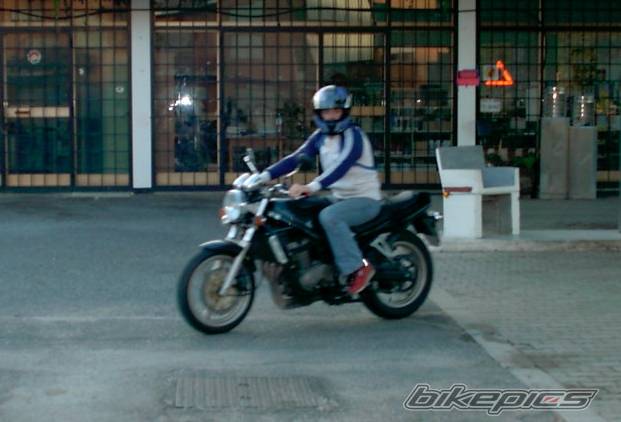 1993 SUZUKI BANDIT 400 | Picture 12255 motorcycle photo