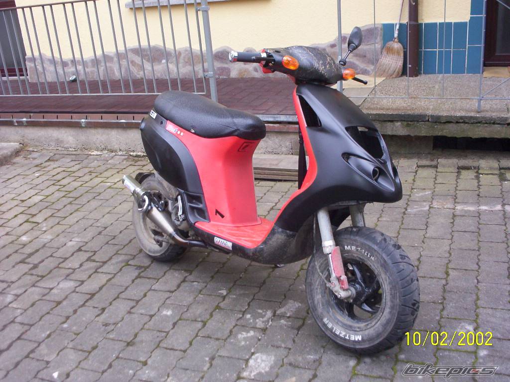 2002 PIAGGIO TPH 50 | Picture 122660 motorcycle photo