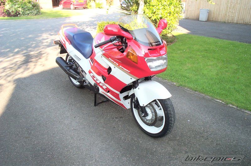 1991 HONDA CBR 1000 F | Picture 1228341 motorcycle photo