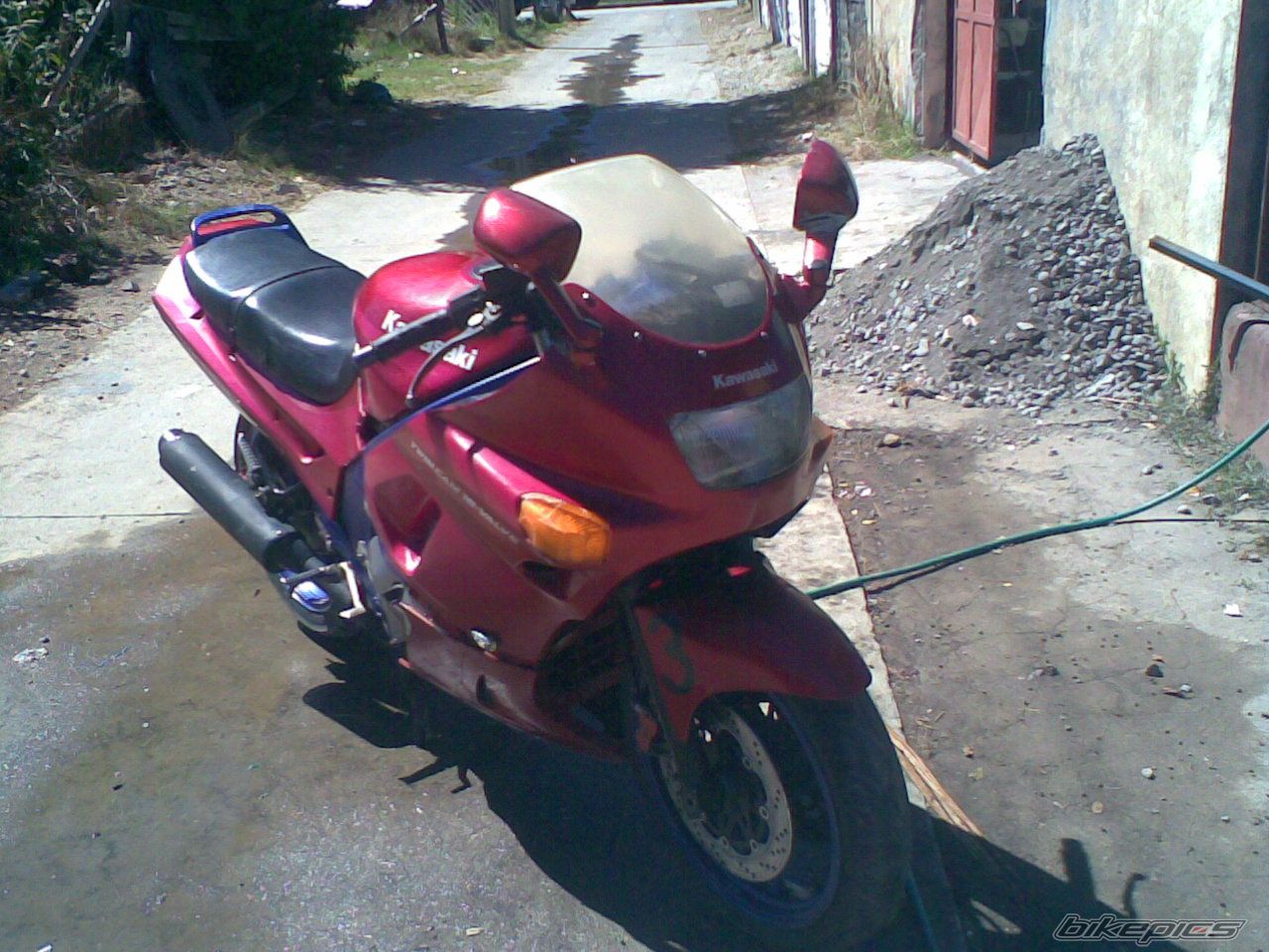1989 KAWASAKI ZZR 400 | Picture 1228535 motorcycle photo