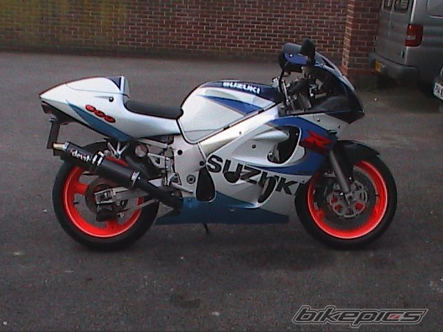 1999 SUZUKI GSX R 600 | Picture 1229942 motorcycle photo
