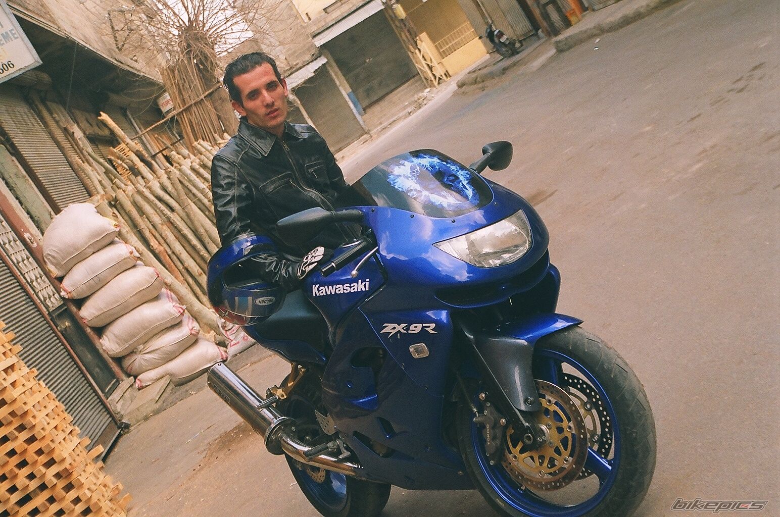 1998 KAWASAKI ZX 9R | Picture 1230553 motorcycle photo