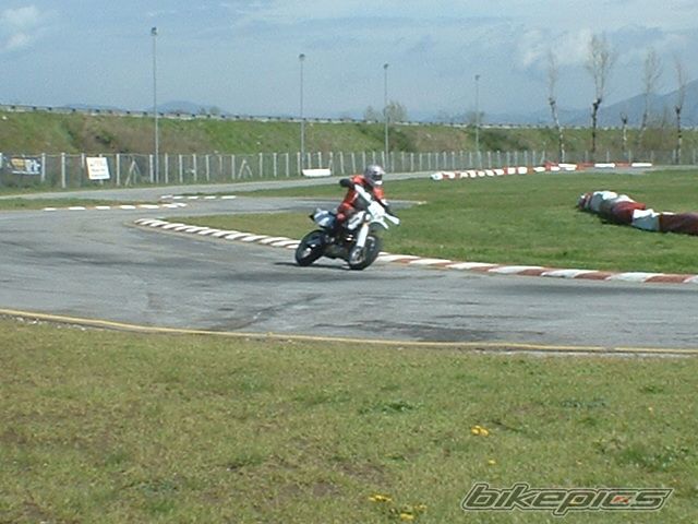 1996 YAMAHA TT600E | Picture 1230809 motorcycle photo