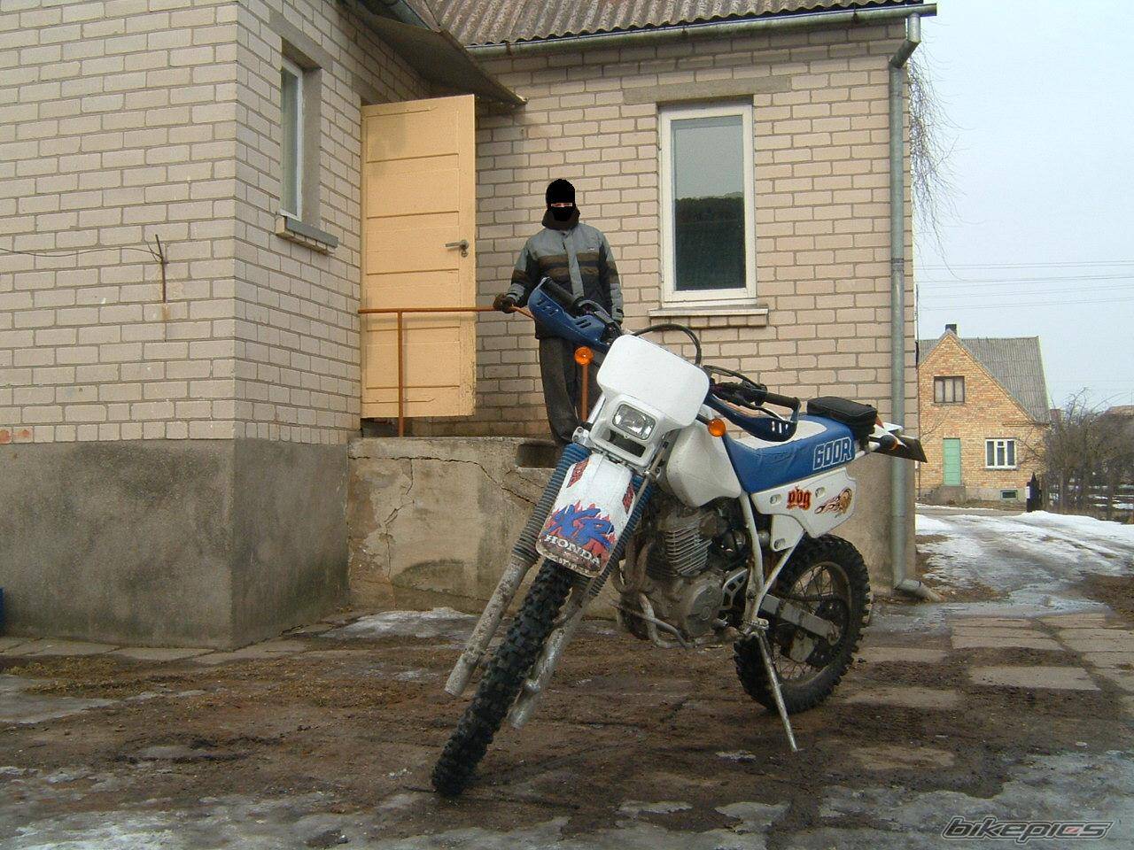 1992 HONDA XR 600 | Picture 123107 motorcycle photo