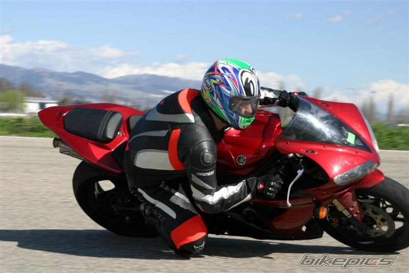 2004 YAMAHA YZF R1 | Picture 1233872 motorcycle photo