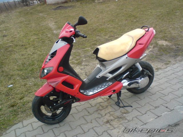 2001 PEUGEOT SPEEDFIGHT2 50 | Picture 1233879 motorcycle photo