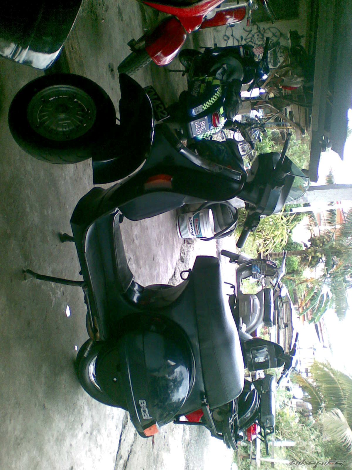 1986 VESPA PX 200 | Picture 1234036 motorcycle photo