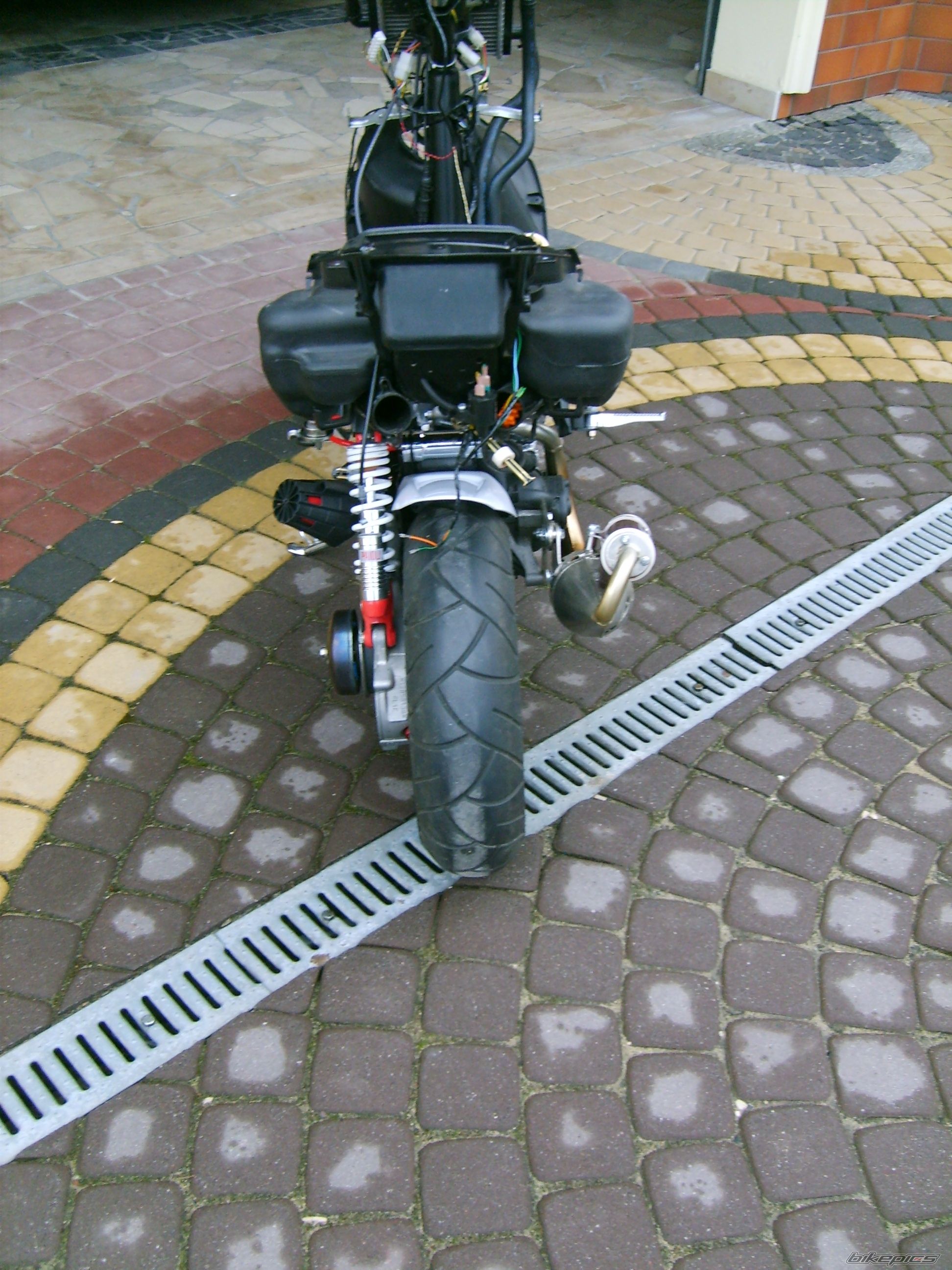 2004 PEUGEOT SPEEDFIGHT2 50 | Picture 1234038 motorcycle photo