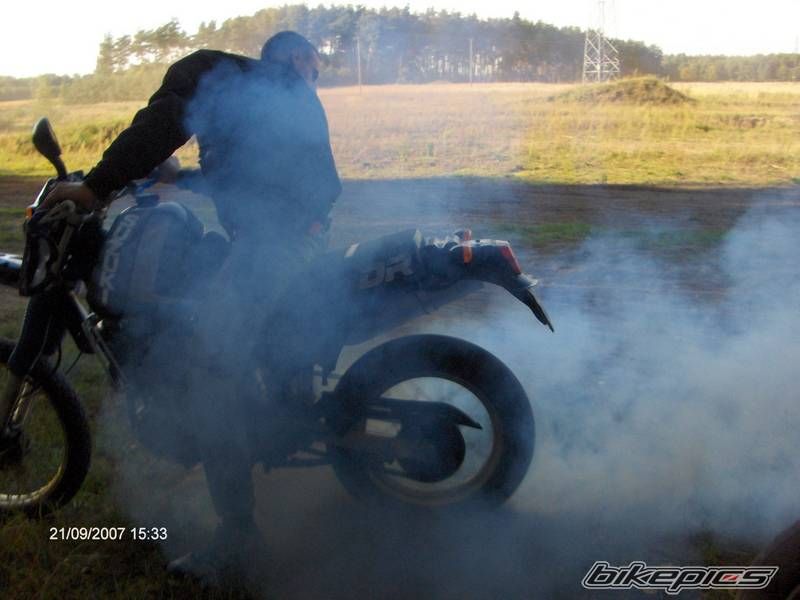1989 SUZUKI DR 600 | Picture 1234794 motorcycle photo