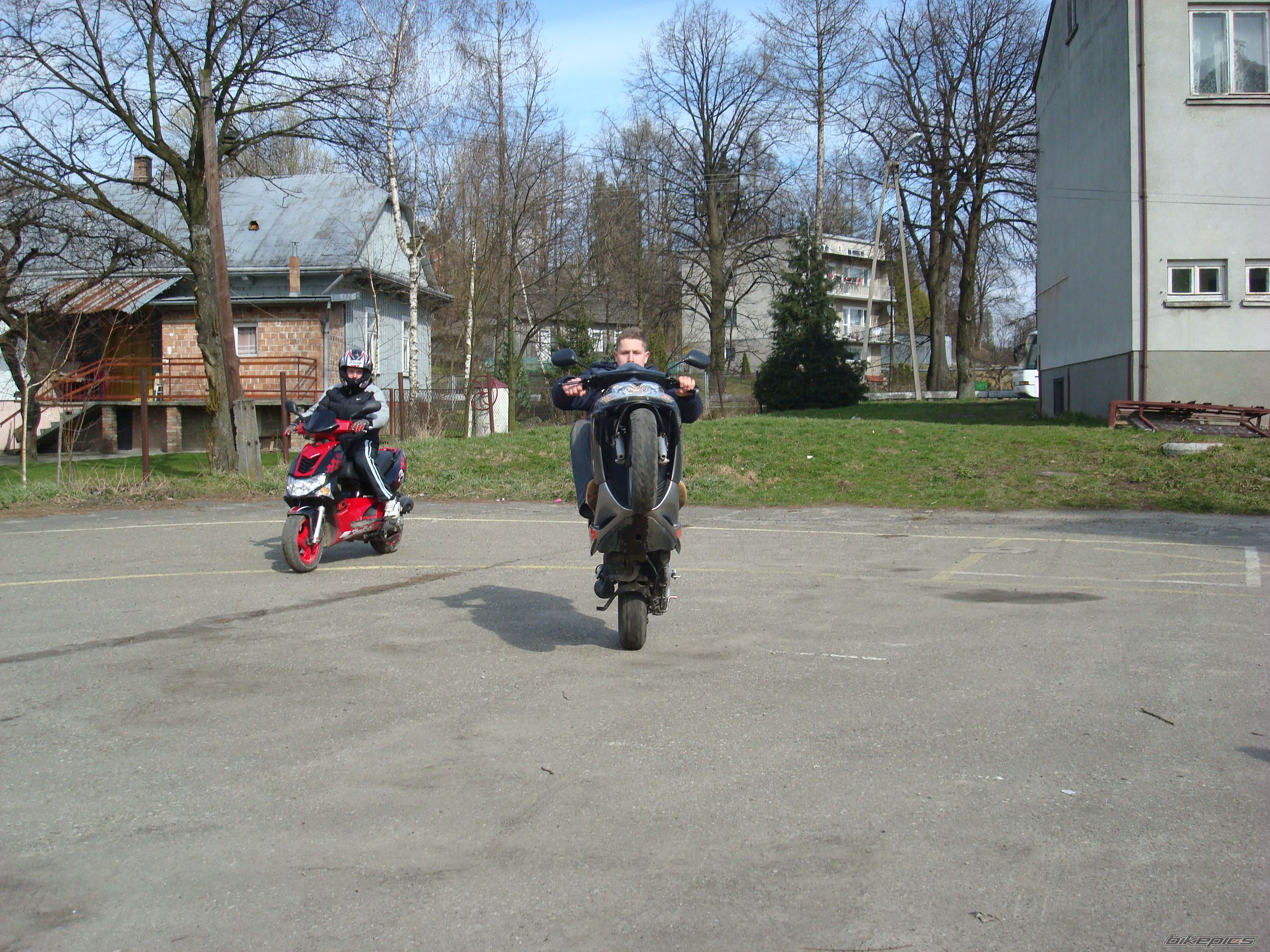 2004 YAMAHA JOG R CS 50 | Picture 1235915 motorcycle photo