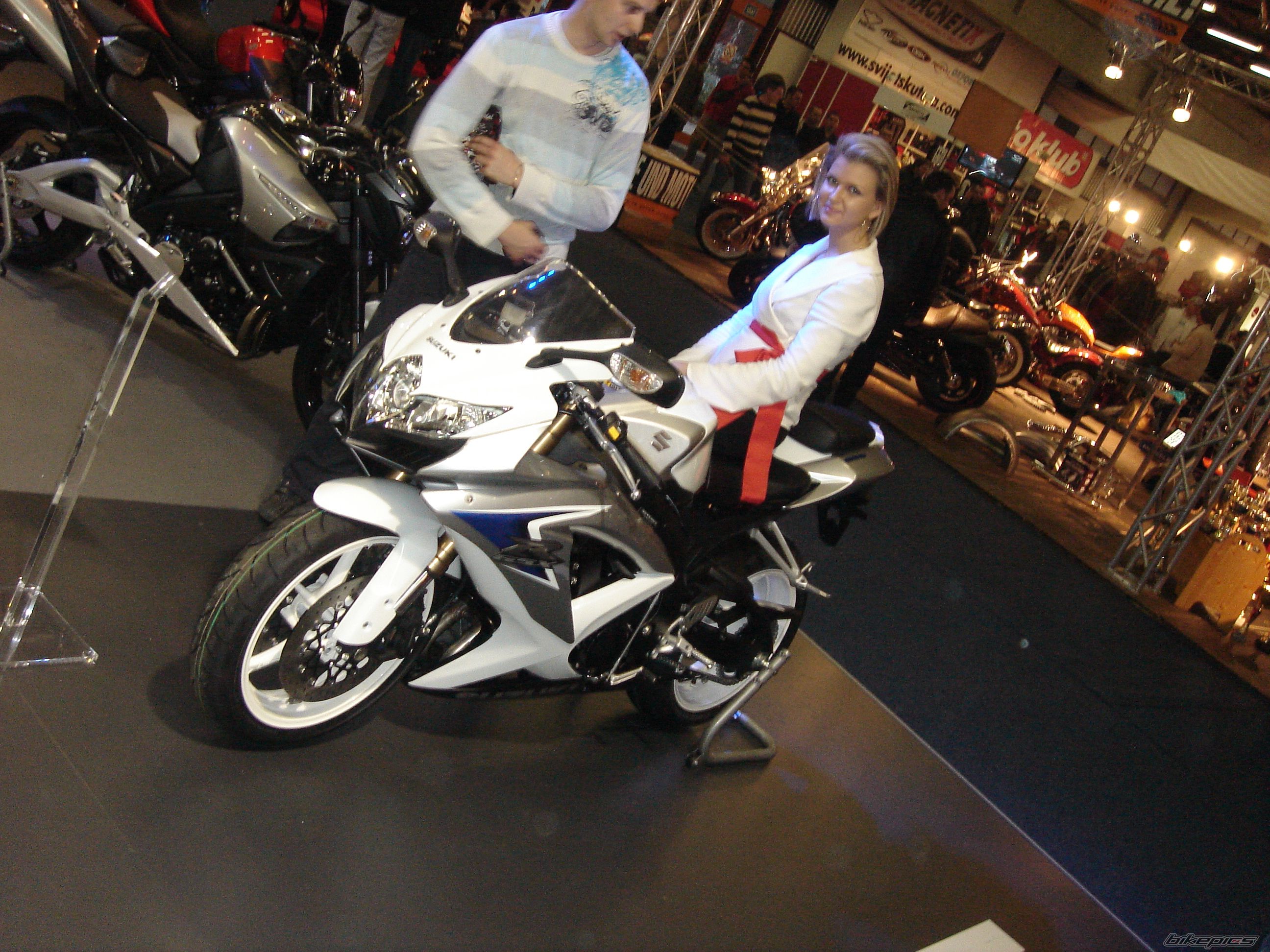 2008 SUZUKI GSX R 600 | Picture 1237007 motorcycle photo