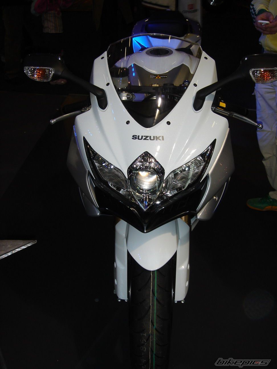 2008 SUZUKI GSX R 600 | Picture 1237009 motorcycle photo