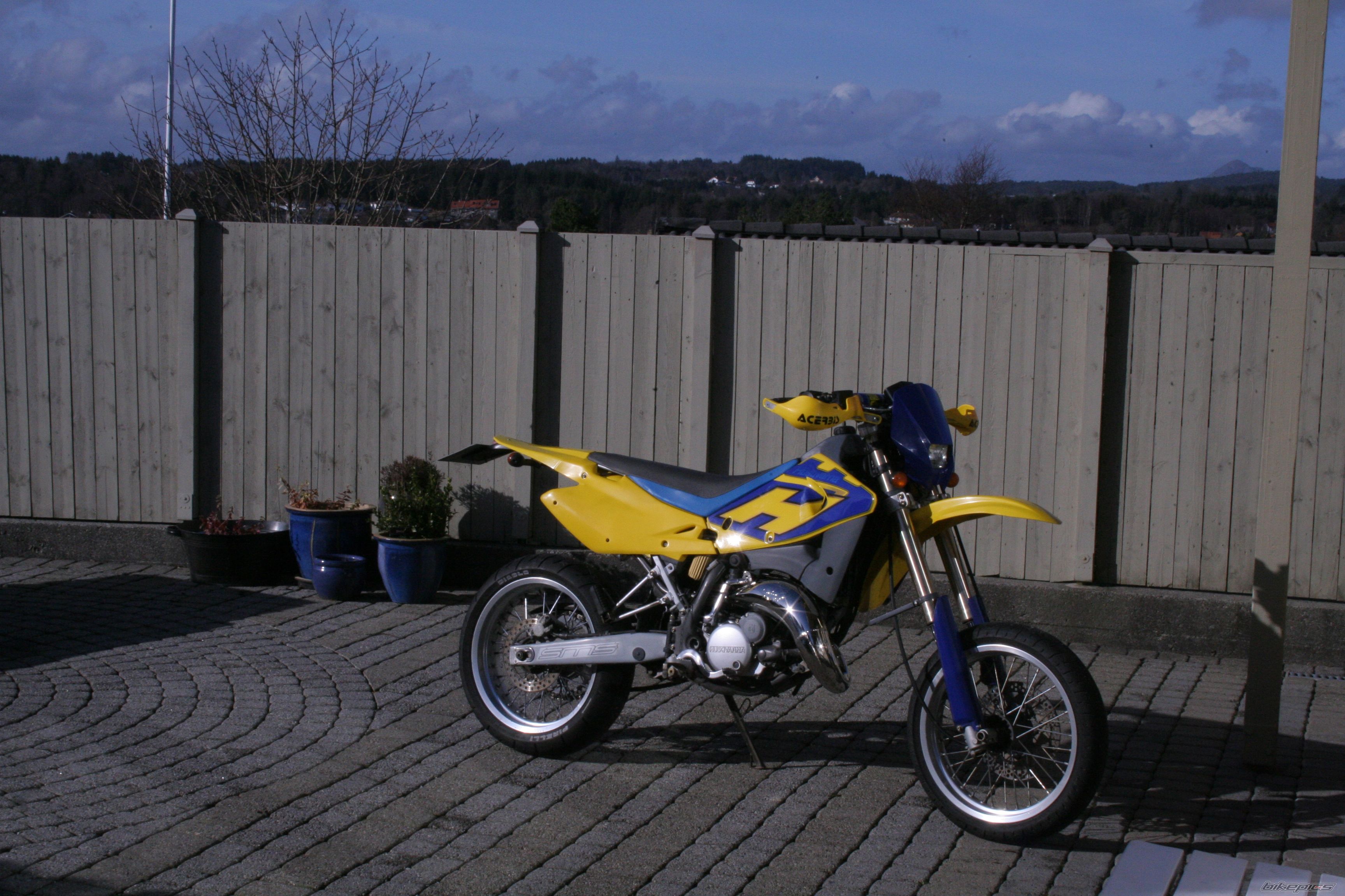 2006 HUSQVARNA SM 125 S | Picture 1237030 motorcycle photo