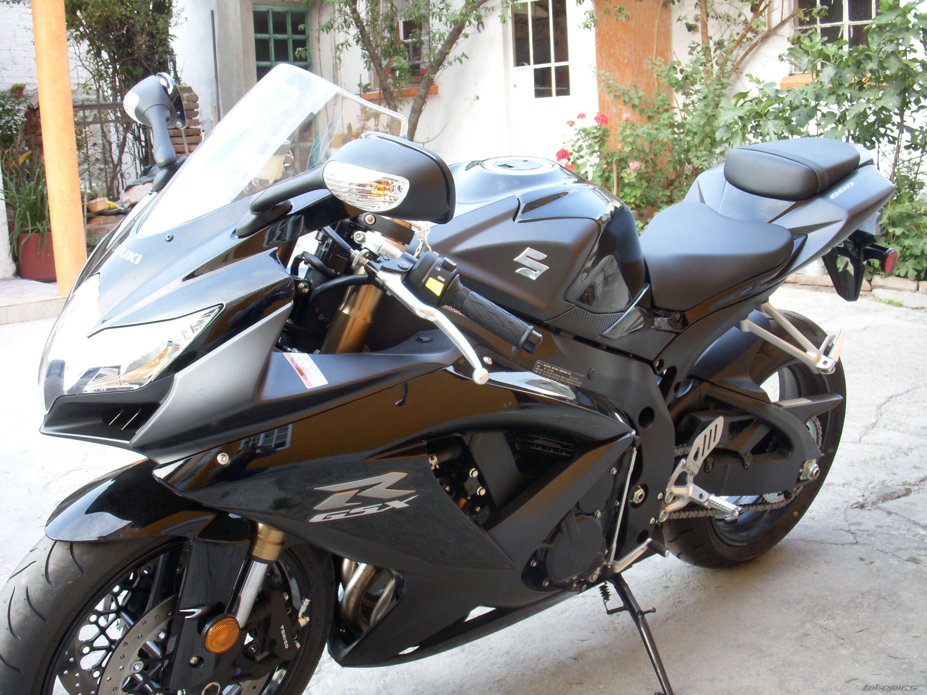 2008 SUZUKI GSX R 600 | Picture 1237066 motorcycle photo