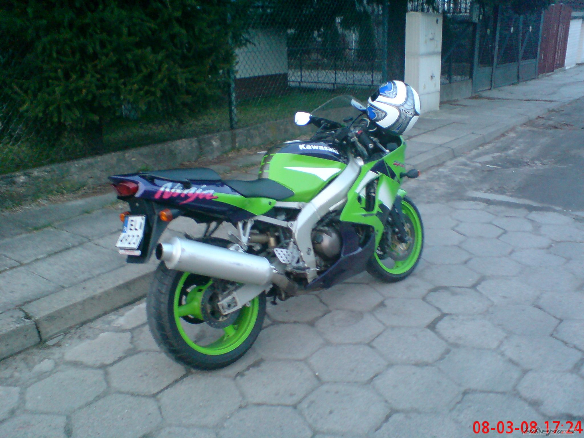 1998 KAWASAKI ZX 6R | Picture 1237475 motorcycle photo