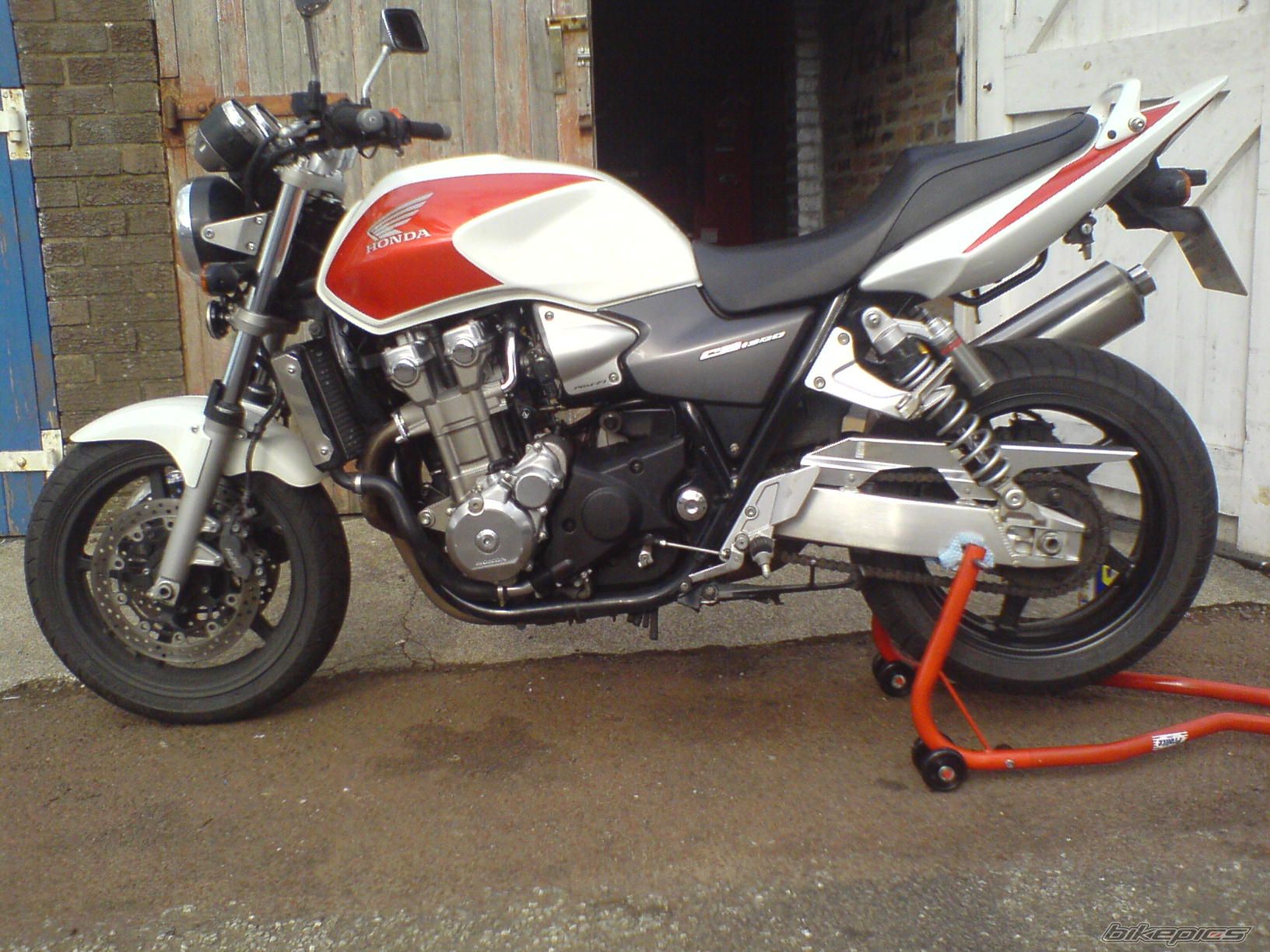 2003 HONDA CB1300 | Picture 1237659 motorcycle photo