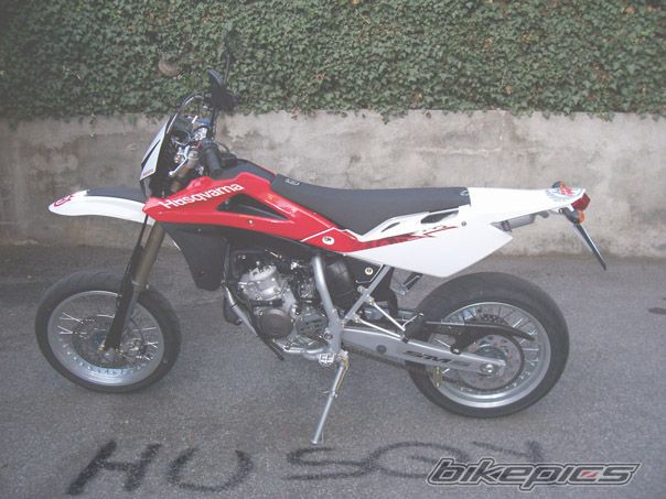 2008 HUSQVARNA SM 125 S | Picture 1237807 motorcycle photo