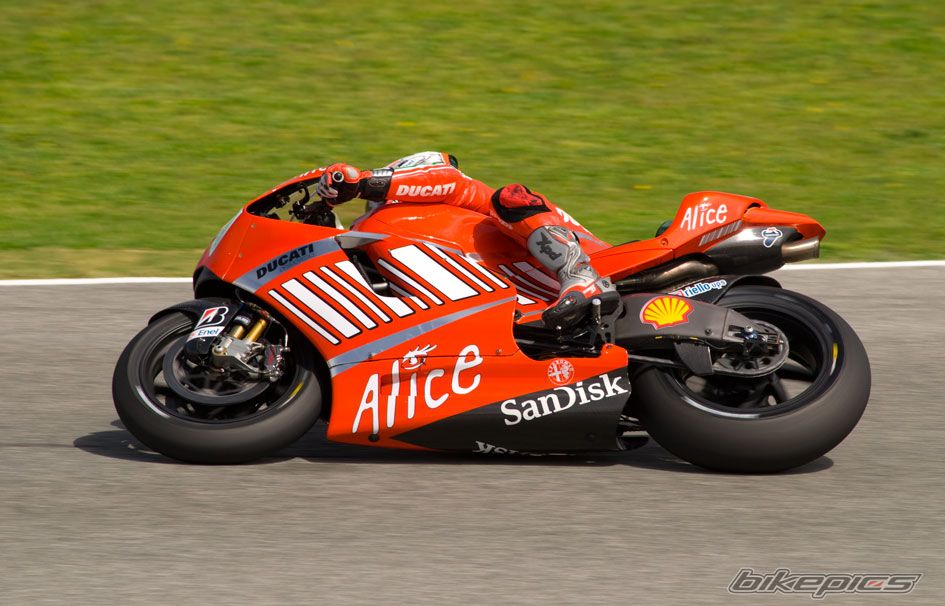 2008 DUCATI UNKNOWEN | Picture 1238168 motorcycle photo