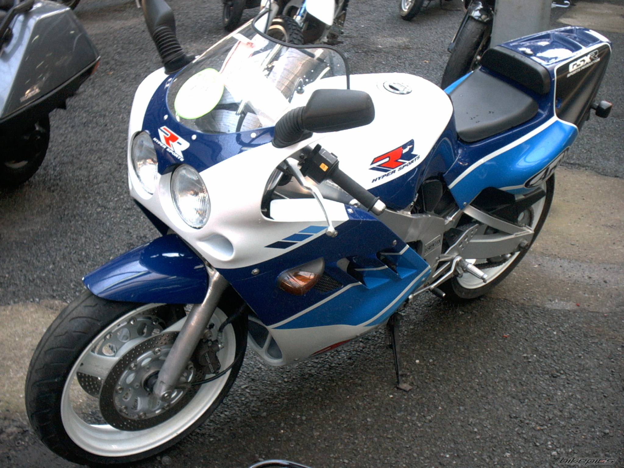 1989 SUZUKI GSX R 400 | Picture 123887 motorcycle photo