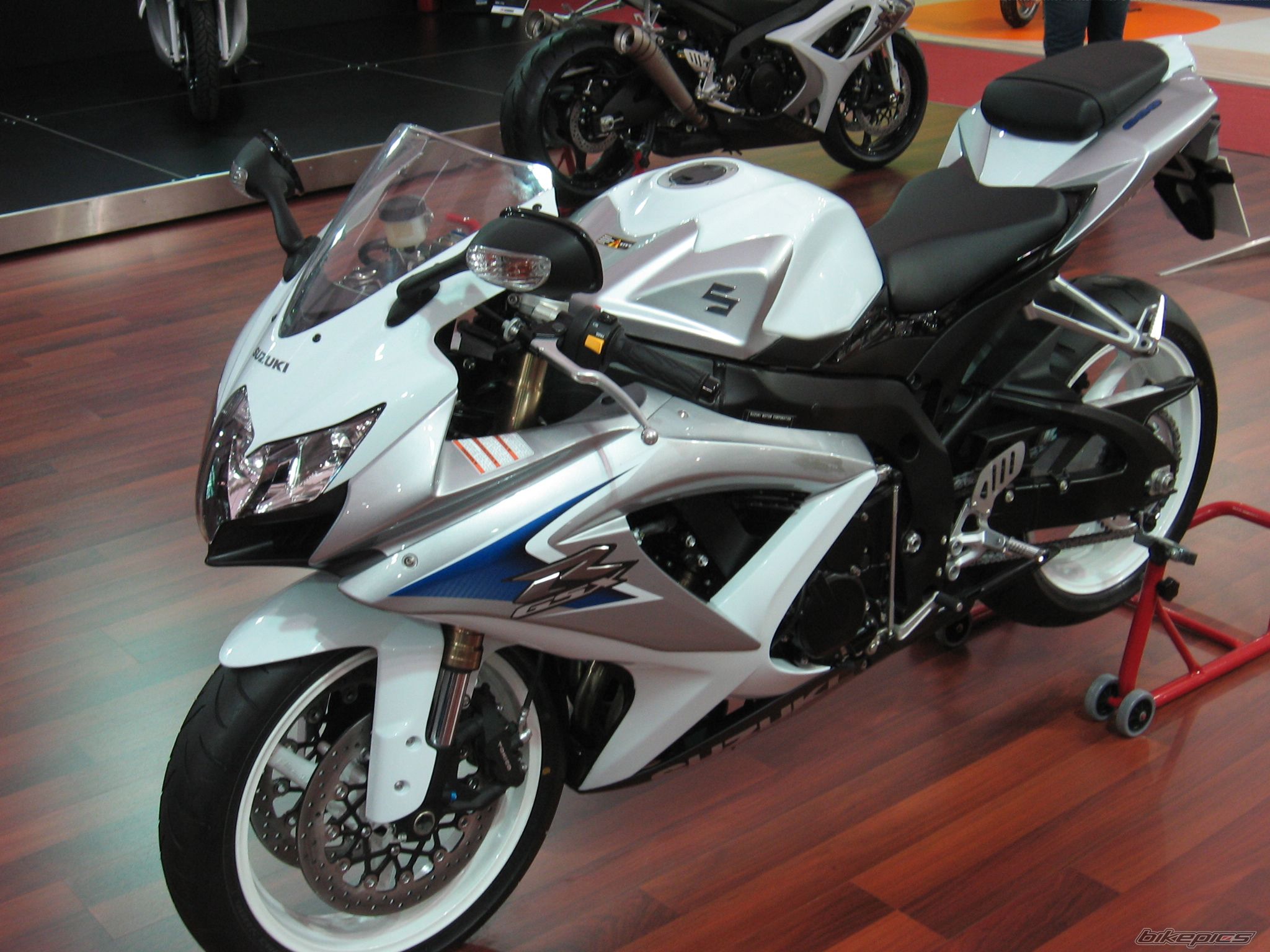 2008 SUZUKI GSX R 600 | Picture 1242462 motorcycle photo