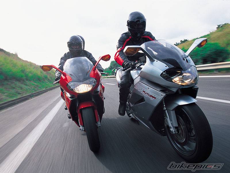 2001 APRILIA RST 1000 FUTURA | Picture 12445 motorcycle photo