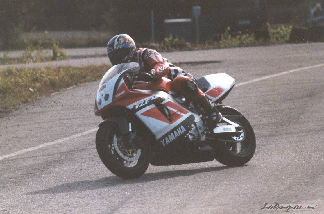 1993 YAMAHA YZF 750 | Picture 12506 motorcycle photo