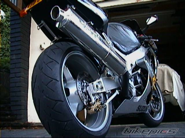 2001 SUZUKI GSX R 1000 | Picture 12509 motorcycle photo