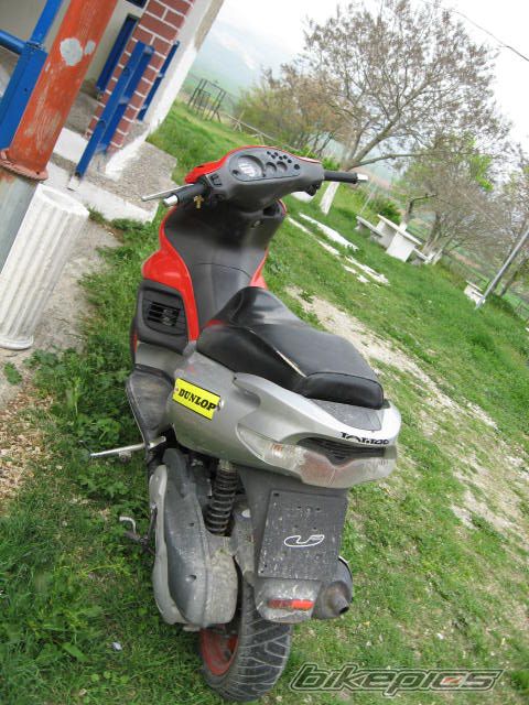 1998 GILERA RUNNER 180 SP | Picture 1251997 motorcycle photo