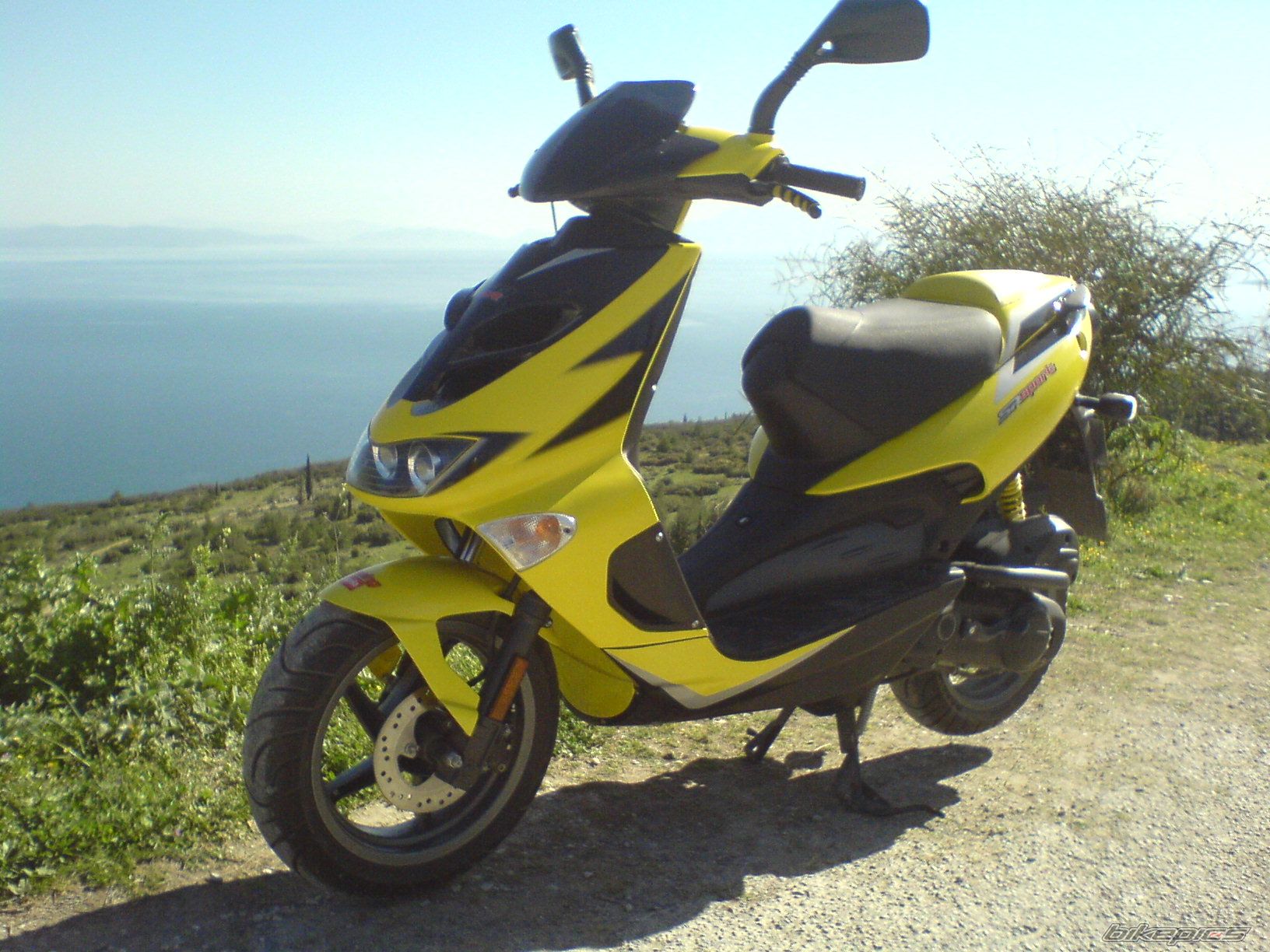 2006 APRILIA SR 50 | Picture 1253086 motorcycle photo