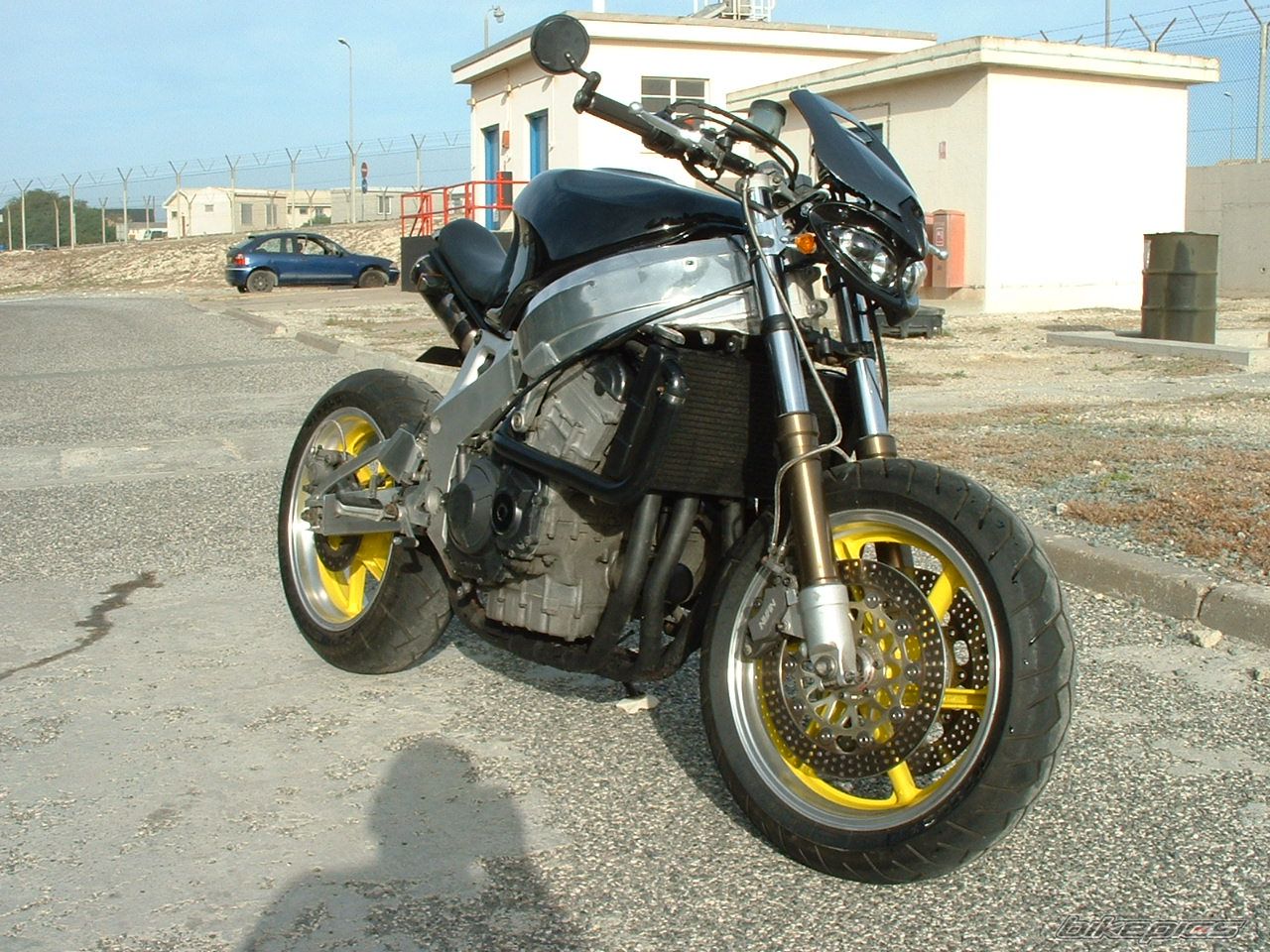 1992 HONDA CBR 900 | Picture 1255467 motorcycle photo