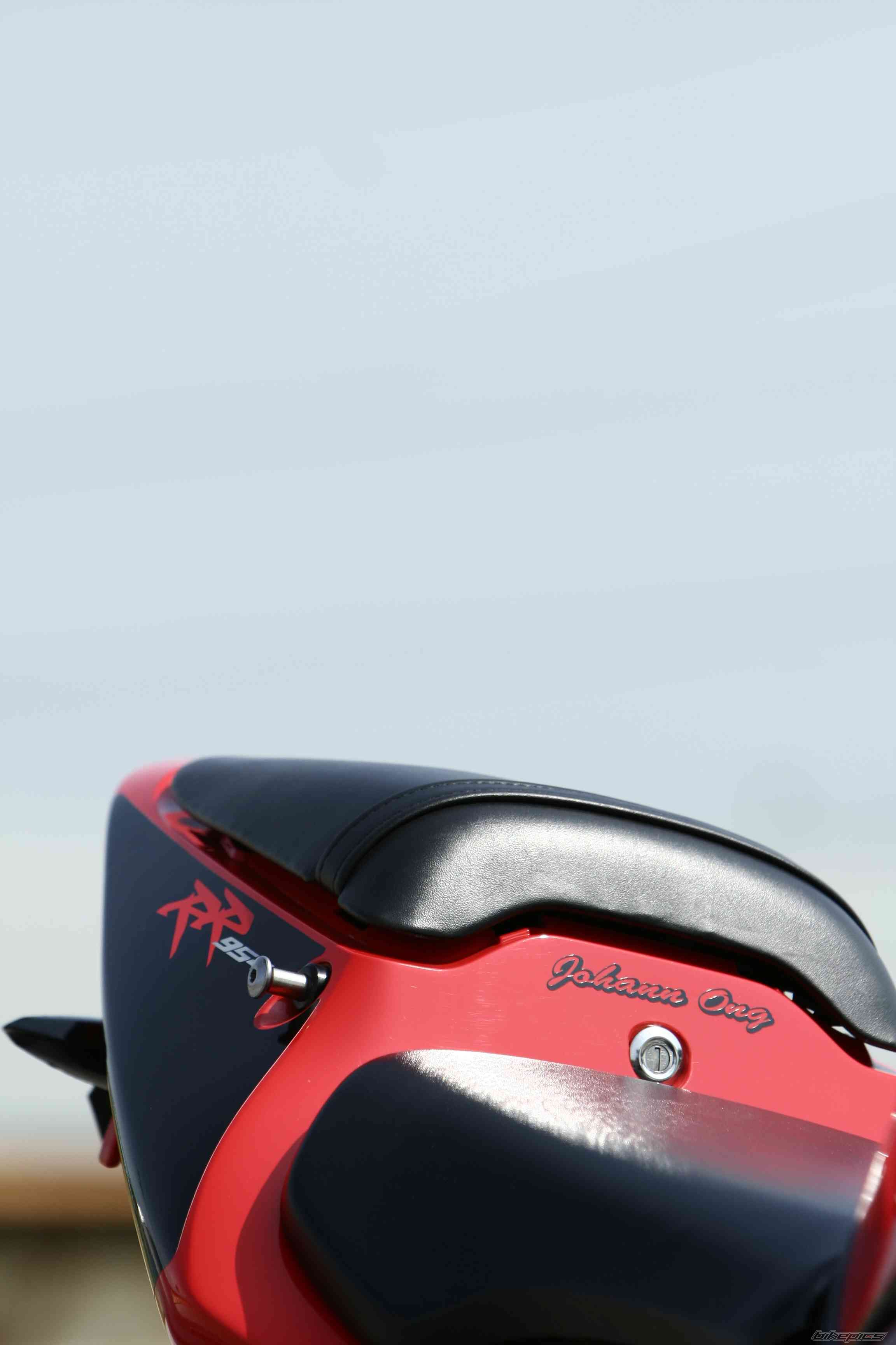 2003 HONDA CBR 900 | Picture 1260947 motorcycle photo