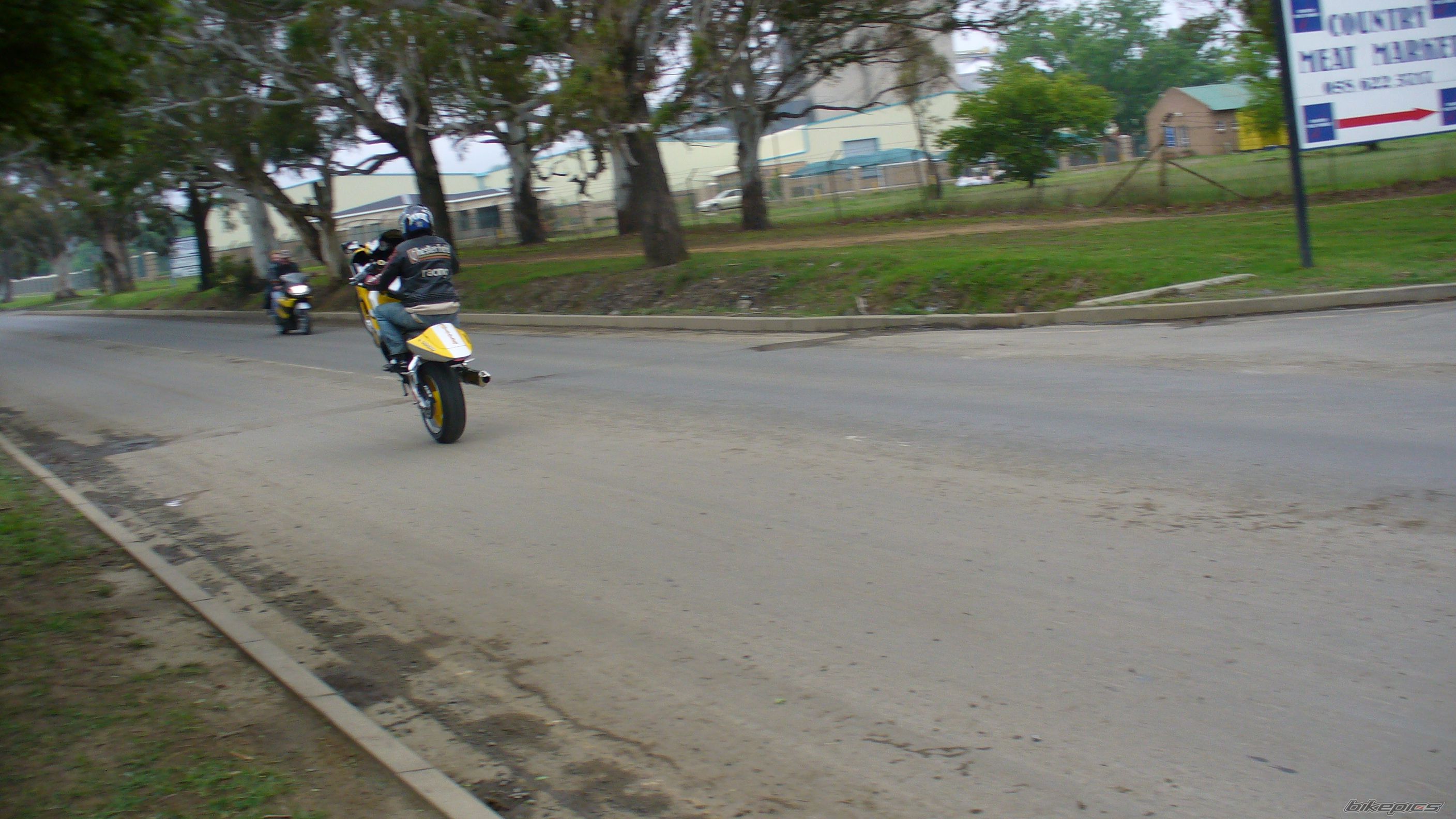 2002 SUZUKI GSX R 1000 | Picture 1263221 motorcycle photo